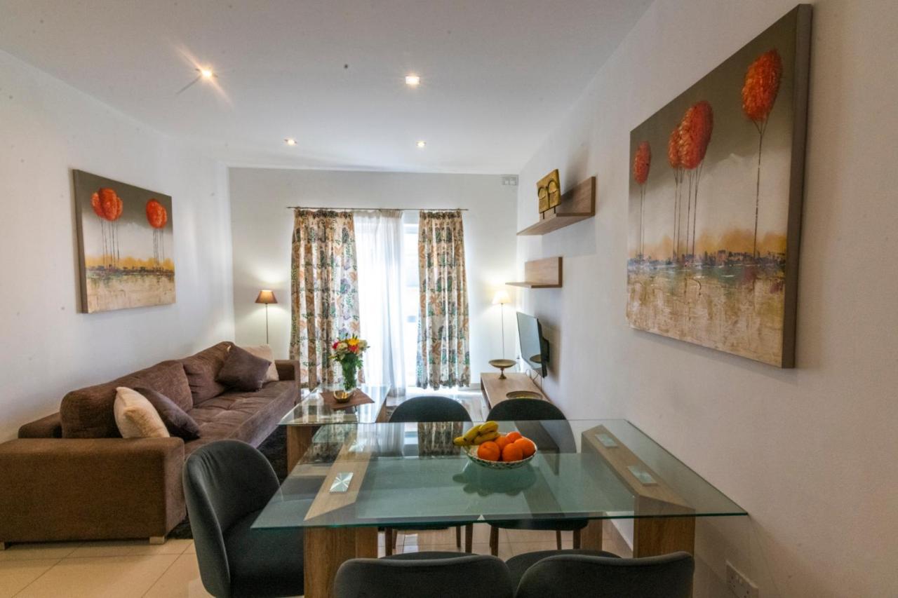 Rua Cosy Apartment سليمة المظهر الخارجي الصورة