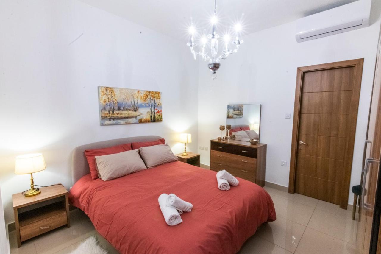 Rua Cosy Apartment سليمة المظهر الخارجي الصورة