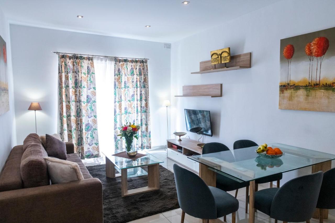 Rua Cosy Apartment سليمة المظهر الخارجي الصورة