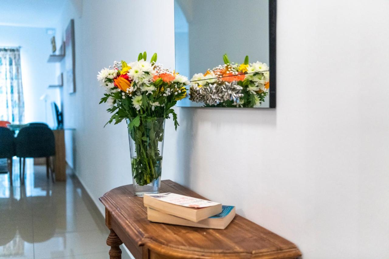 Rua Cosy Apartment سليمة المظهر الخارجي الصورة