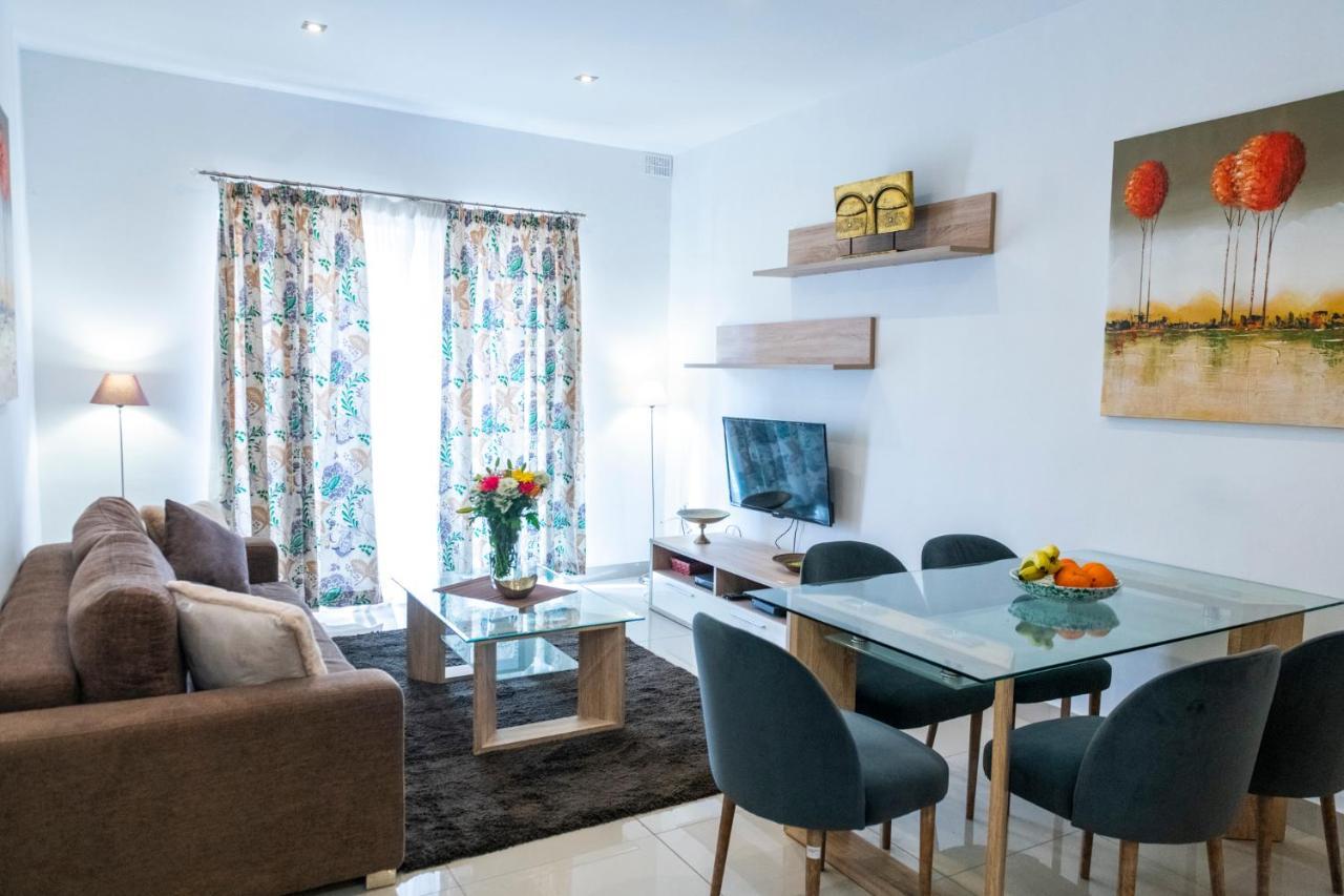 Rua Cosy Apartment سليمة المظهر الخارجي الصورة