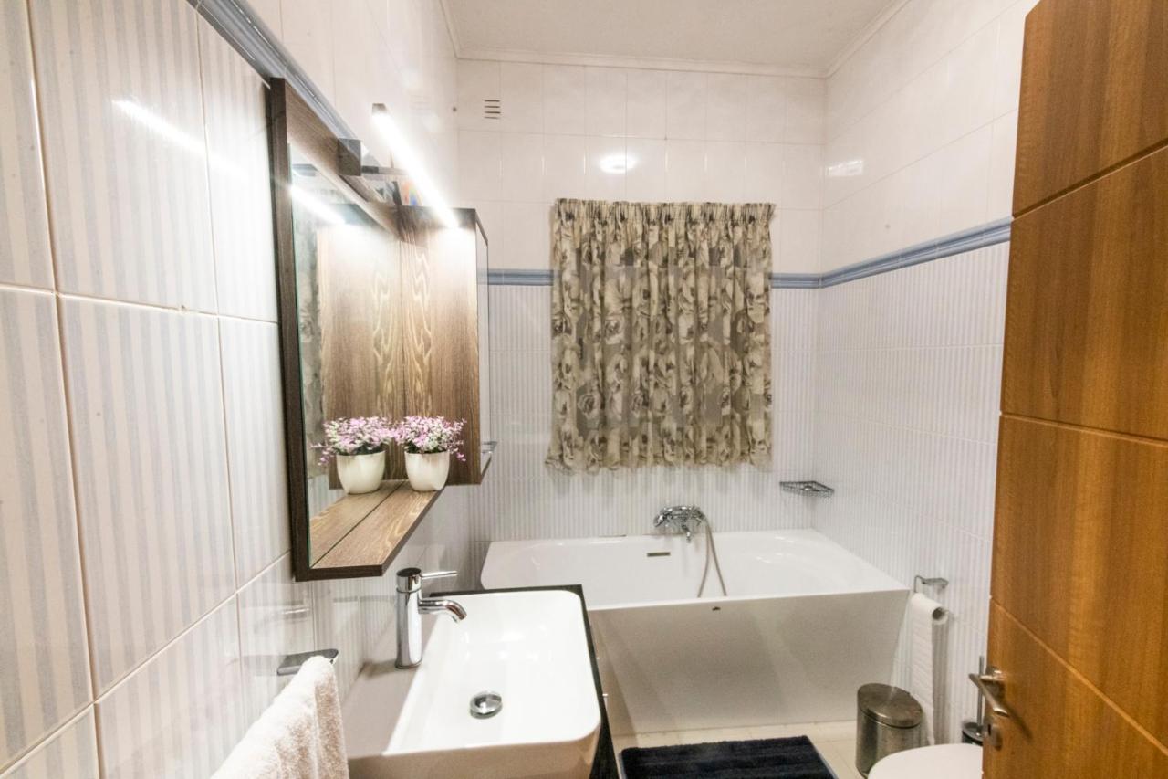 Rua Cosy Apartment سليمة المظهر الخارجي الصورة